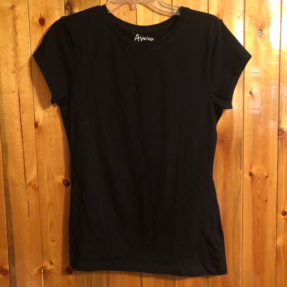 Black Tee